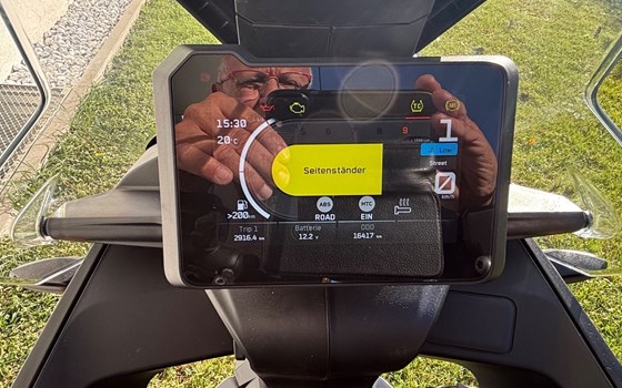 Gebrauchtmotorrad KTM 890 Adventure - Bild 3