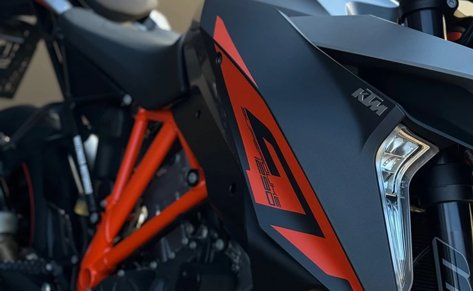 Angebot KTM 1290 Super Duke GT Bild 4: Angebot KTM 1290 Super Duke GT