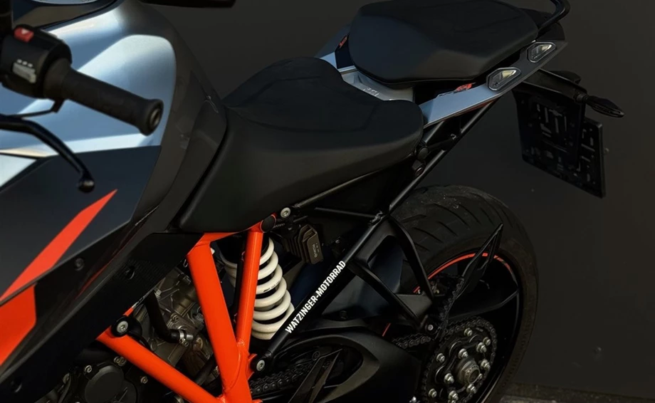 Angebot KTM 1290 Super Duke GT Bild 6: Angebot KTM 1290 Super Duke GT