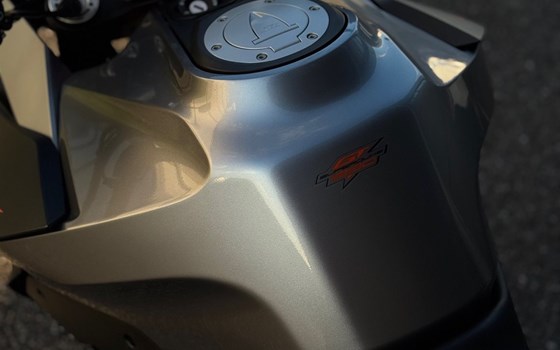 Gebrauchtmotorrad KTM 1290 Super Duke GT - Bild 7 Gebrauchtmotorrad KTM 1290 Super Duke GT - Bild 7