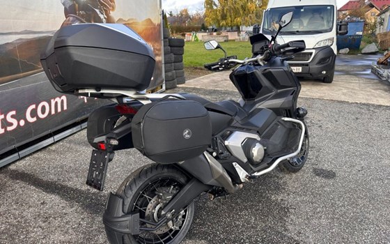 Gebrauchtmotorrad Honda X-ADV - Bild 4 Gebrauchtmotorrad Honda X-ADV - Bild 4