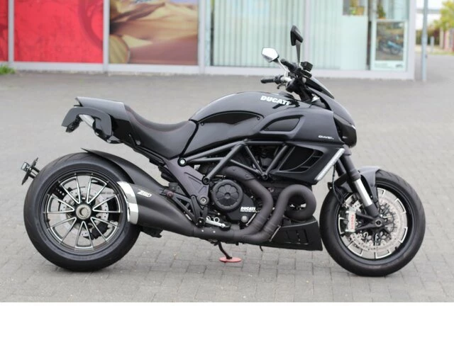 Offer Ducati Diavel AMG Bild 19: Offer Ducati Diavel AMG