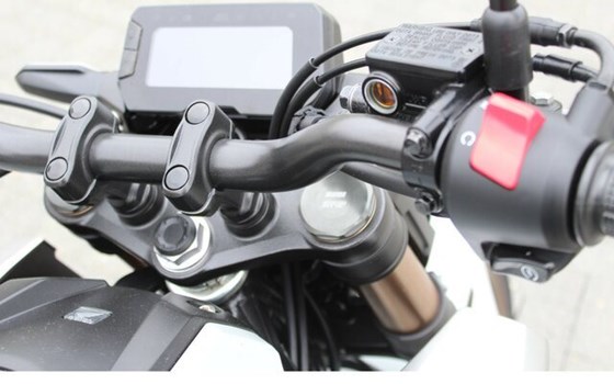 Gebrauchtmotorrad Honda CB125R - Bild 14