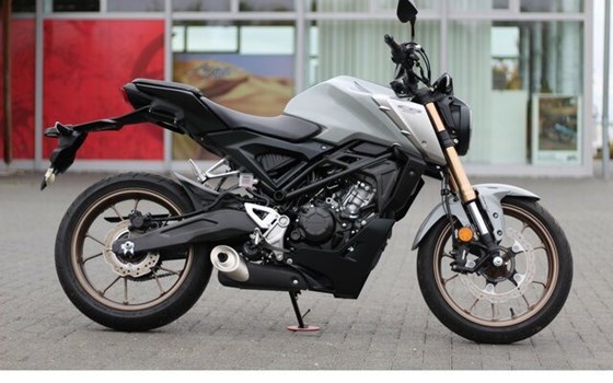 Gebrauchtmotorrad Honda CB125R - Bild 15