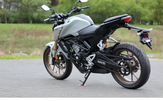 Gebrauchtmotorrad Honda CB125R - Bild 16