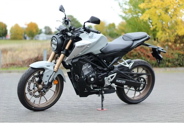 Offer Honda CB125R Bild 18: Offer Honda CB125R
