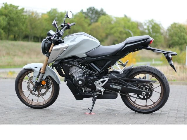Offer Honda CB125R Bild 4: Offer Honda CB125R