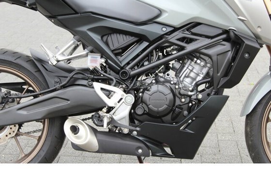 Gebrauchtmotorrad Honda CB125R - Bild 7