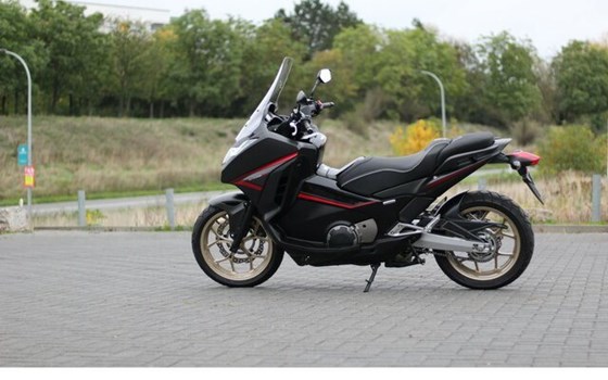 Gebrauchtmotorrad Honda NC700S - Bild 4