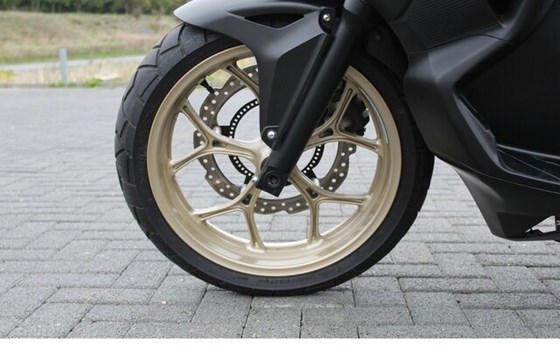 Gebrauchtmotorrad Honda NC700S - Bild 9