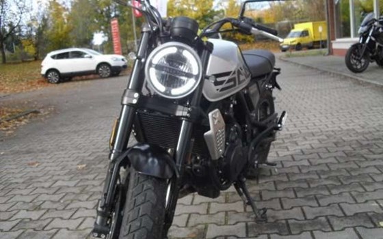 Gebrauchtmotorrad Brixton Crossfire 500 X - Bild 9