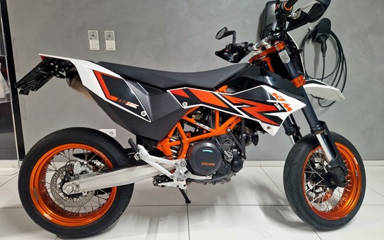 Gebrauchtmotorrad KTM 690 SMC R - Bild 7 Gebrauchtmotorrad KTM 690 SMC R - Bild 7