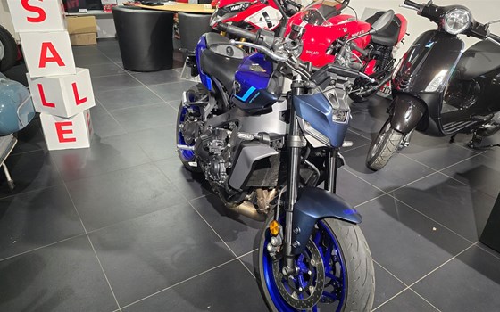 Gebrauchtmotorrad Yamaha MT-09 - Bild 1