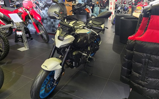 Gebrauchtmotorrad Yamaha MT-07 - Bild 1