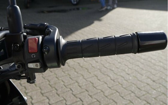 Gebrauchtmotorrad Kawasaki Z900 RS Cafe - Bild 16