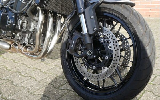 Gebrauchtmotorrad Kawasaki Z900 RS Cafe - Bild 4
