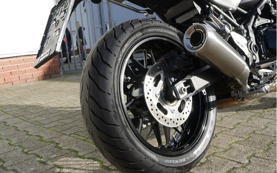 Gebrauchtmotorrad Kawasaki Z900 RS Cafe - Bild 7