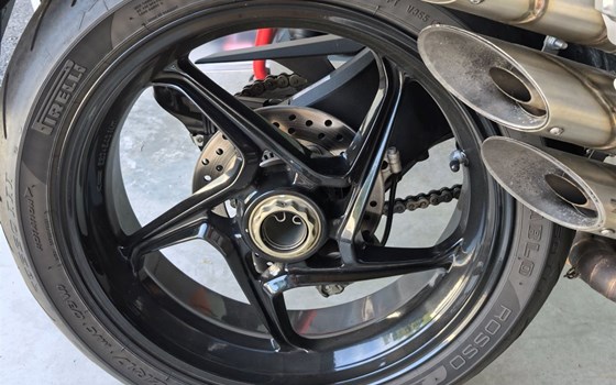 Gebrauchtmotorrad MV Agusta Brutale 800 - Bild 11 Gebrauchtmotorrad MV Agusta Brutale 800 - Bild 11