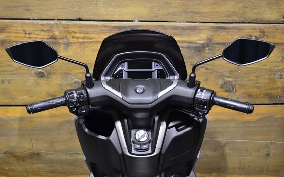 Neufahrzeug Yamaha NMAX 125 Tech MAX - Bild 3