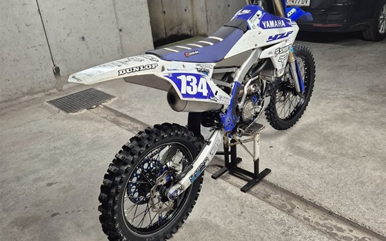 Gebrauchtmotorrad Yamaha YZ250F - Bild 10 Gebrauchtmotorrad Yamaha YZ250F - Bild 10