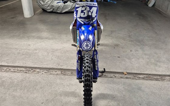 Gebrauchtmotorrad Yamaha YZ250F - Bild 3 Gebrauchtmotorrad Yamaha YZ250F - Bild 3