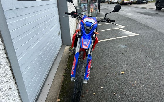 Neufahrzeug Beta RR Motard 125 R - Bild 7