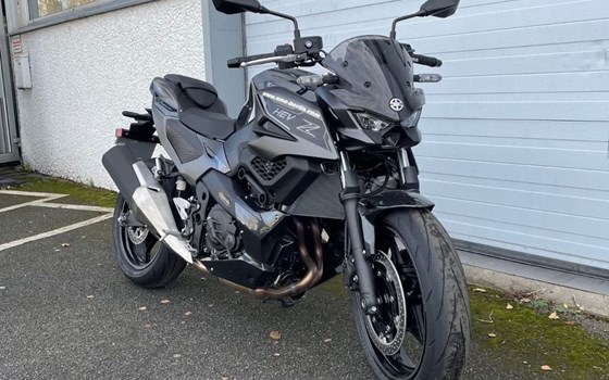 Gebrauchtmotorrad Kawasaki ZR-7 - Bild 2