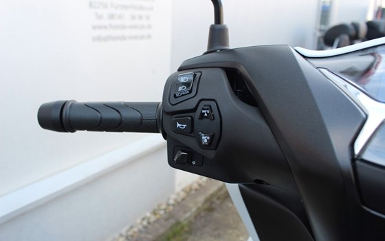 Neufahrzeug Honda SH125i - Bild 8
