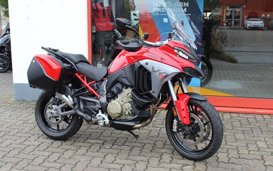 Gebrauchtmotorrad Ducati Multistrada V4 S - Bild 1