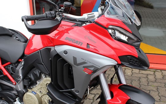 Gebrauchtmotorrad Ducati Multistrada V4 S - Bild 9