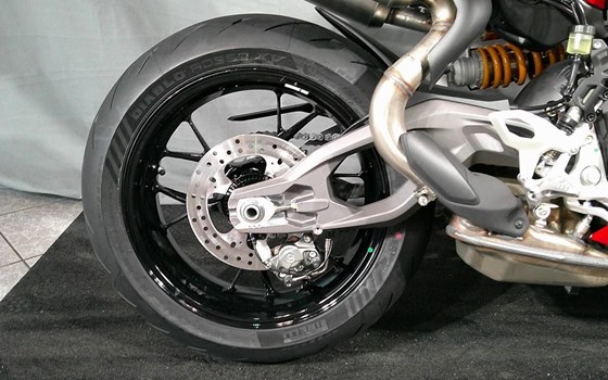 Gebrauchtmotorrad Ducati Panigale V2 S - Bild 7