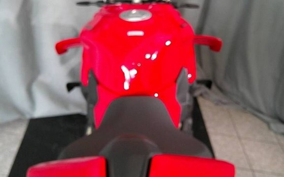 Gebrauchtmotorrad Ducati Streetfighter V4 S - Bild 5