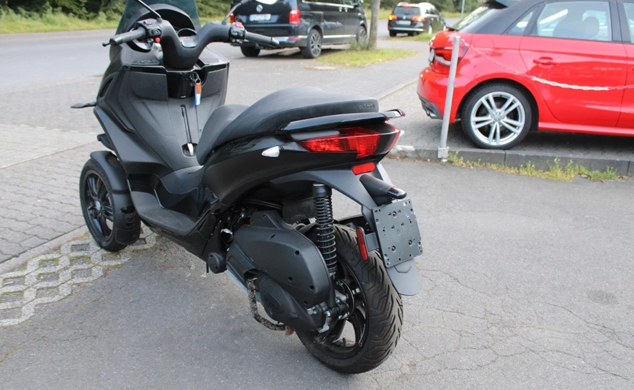Angebot Piaggio MP3 300 Sport Bild 3: Angebot Piaggio MP3 300 Sport