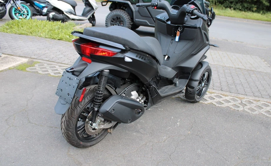 Angebot Piaggio MP3 300 Sport Bild 4: Angebot Piaggio MP3 300 Sport