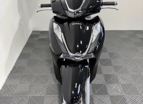 Gebrauchtmotorrad Honda SH350i - Bild 8