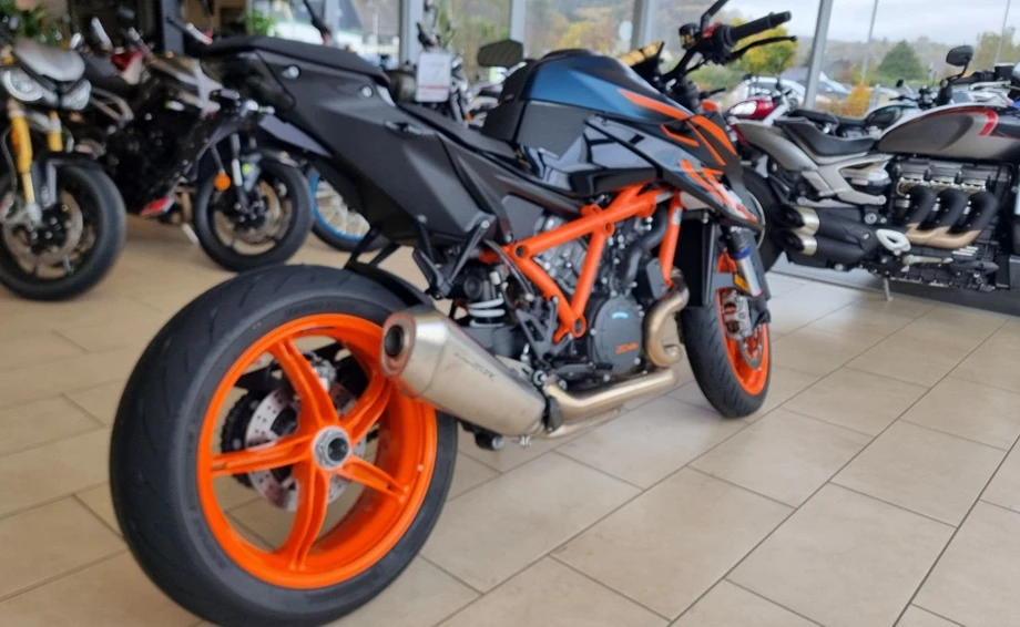 Angebot KTM 1290 Super Duke R EVO Bild 3: Angebot KTM 1290 Super Duke R EVO