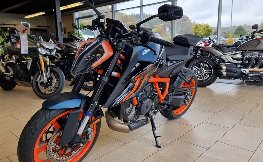Angebot KTM 1290 Super Duke R EVO Bild 7: Angebot KTM 1290 Super Duke R EVO