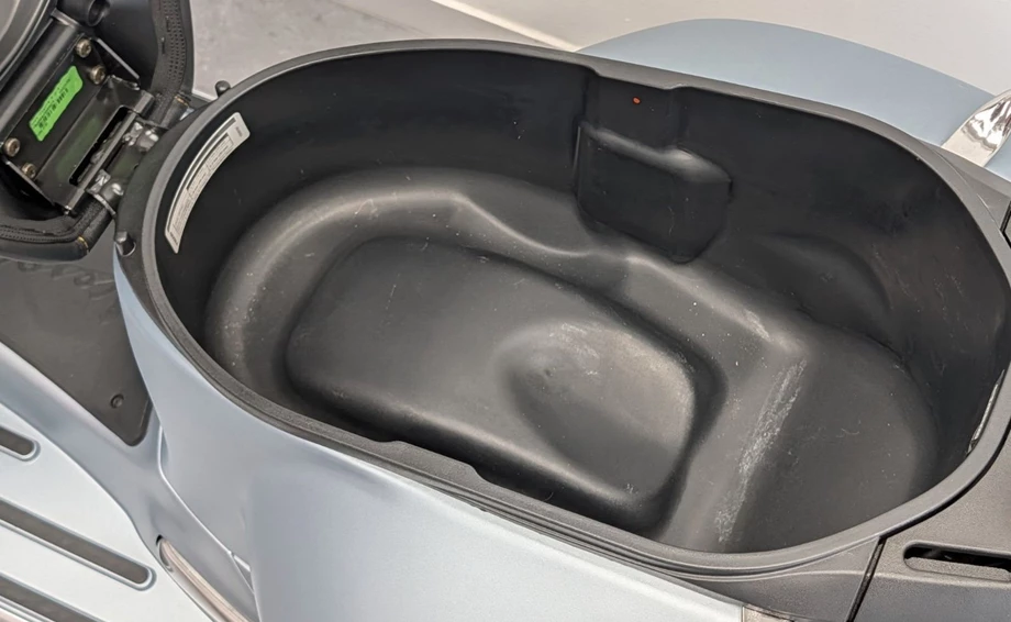 Angebot Vespa GTS 125ie Super Tech Bild 8: Angebot Vespa GTS 125ie Super Tech