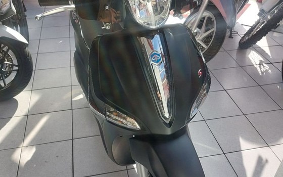 Gebrauchtmotorrad Piaggio Liberty 125 S - Bild 3