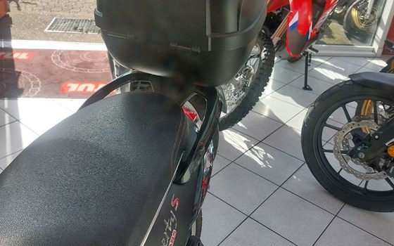 Gebrauchtmotorrad Piaggio Liberty 125 S - Bild 7