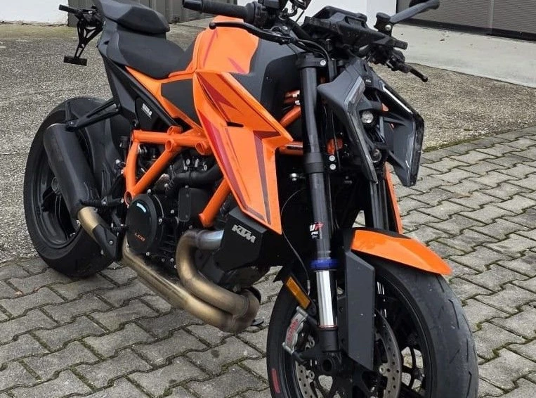 Angebot KTM 1390 Super Duke R EVO Bild 1: Angebot KTM 1390 Super Duke R EVO