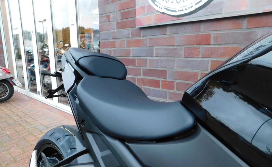 Angebot Suzuki GSX-S1000 Bild 16: Angebot Suzuki GSX-S1000