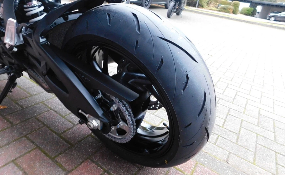 Angebot Suzuki GSX-S1000 Bild 8: Angebot Suzuki GSX-S1000