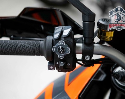 zum Vergrössern bitte anklicken!