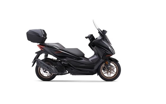 Gebrauchtmotorrad Honda Forza 125 - Bild 1