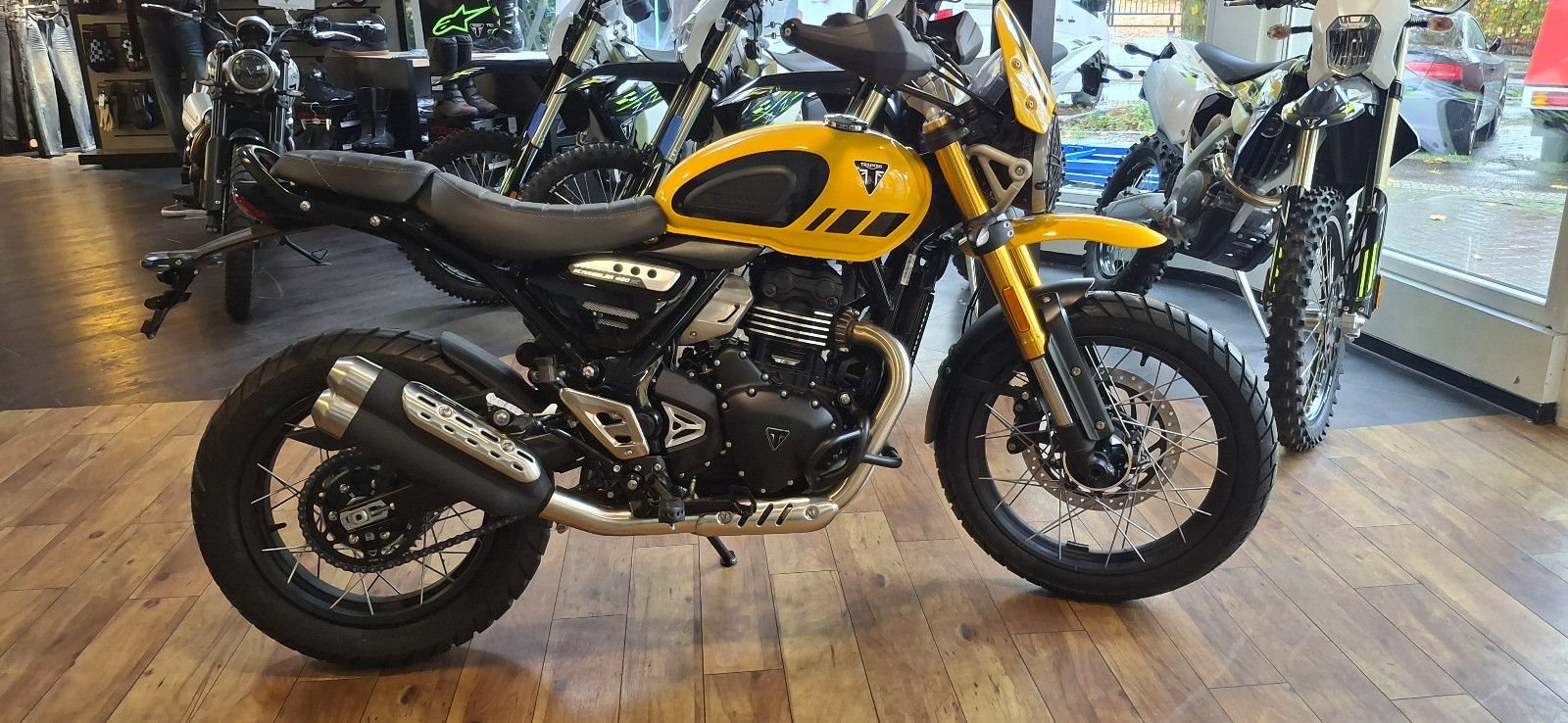 Triumph Scrambler 400 XC