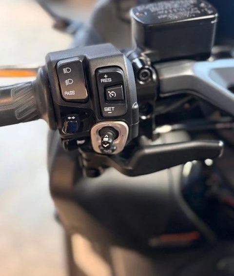 Angebot Yamaha TMAX 560 Tech Max Bild 7: Angebot Yamaha TMAX 560 Tech Max