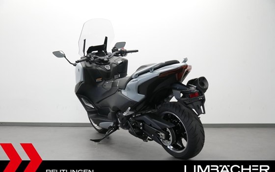 Gebrauchtmotorrad Yamaha TMAX 560 Tech Max - Bild 3
