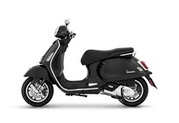 Neumotorrad Vespa GTS 300 Super Neumotorrad Vespa GTS 300 Super