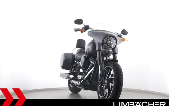 Gebrauchtmotorrad Harley-Davidson Softail Sport Glide FLSB - Bild 11